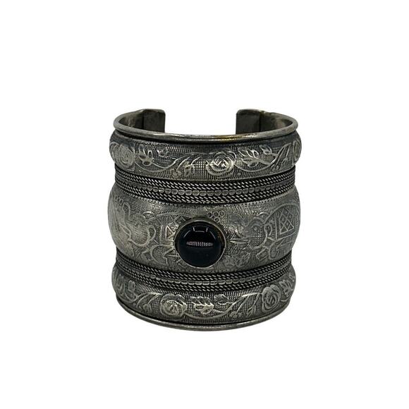 Silver Plated Elephant Cuff Bracelet Floral Etched Black Cabochon Wide Bohemian - Picture 3 of 10
